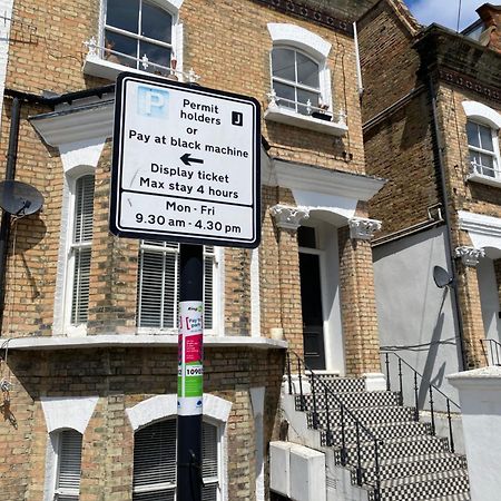 شقة Contemporary Clapham Living لندن المظهر الخارجي الصورة