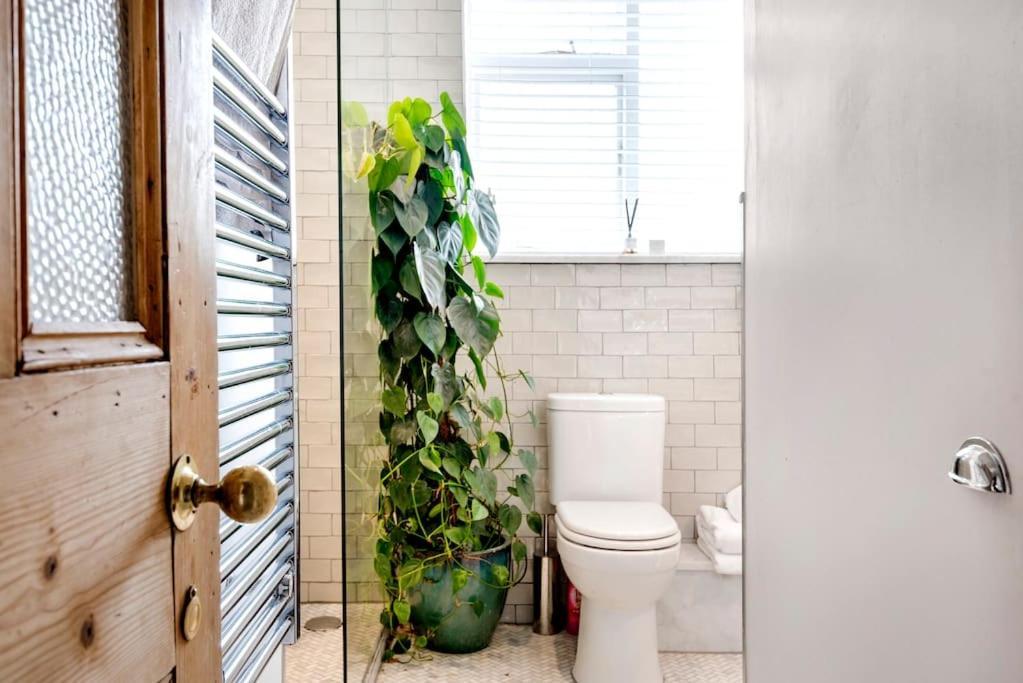 شقة Contemporary Clapham Living لندن المظهر الخارجي الصورة